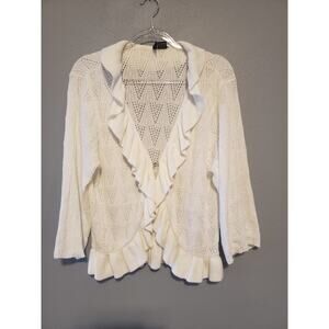 New Direction Woman  2X White Acrylic Sweater